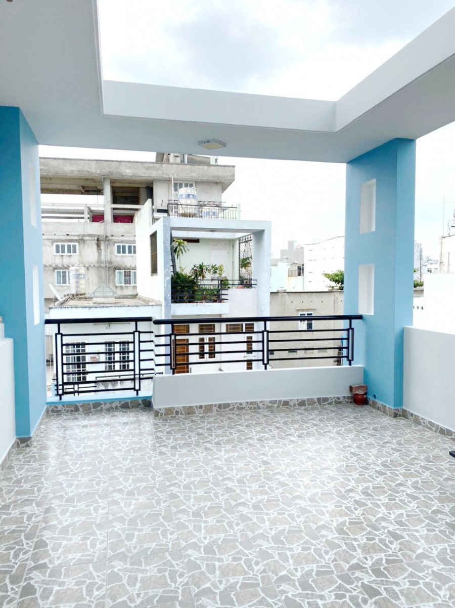 Nhà vị trí đẹp hẻm 5m 184 Âu Dương Lân F3 Q8