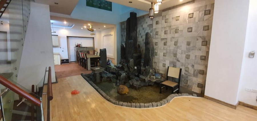 Siêu Phẩm! Nhà 100m2, 5 tầng đẹp, Ô tô tránh giá chỉ hơn 12 tỷ