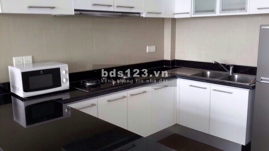 Quá rẻ cho căn 2pn full nội thất tại Saigon Pearl giá 4.7 tỷ full nội thất có sổ bao hết thuế phí