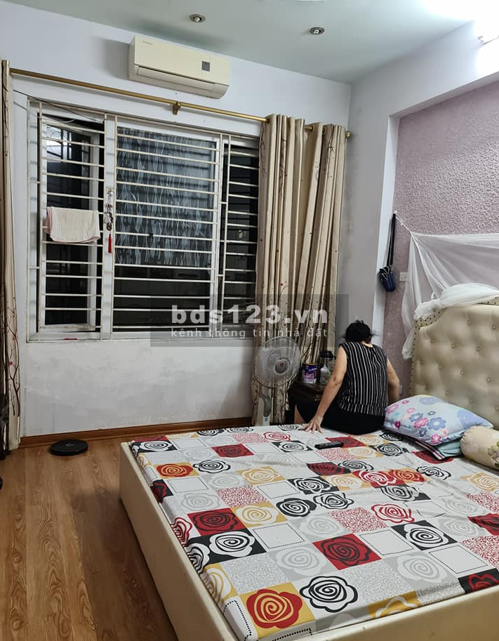 Bán Nhà 43 Cổ Nhuế, Bắc Từ Liêm, Ôtô Vào Nhà, Ngõ Thông 45m2, 4.2 tỷ. T.Phương: 0941111357