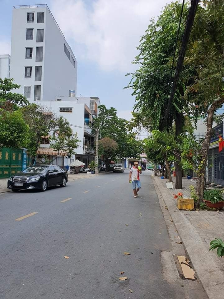 Nhà mặt tiền đường số Tân Phong 6x23m trệt 3 lầu sân thượng 21tỷ.