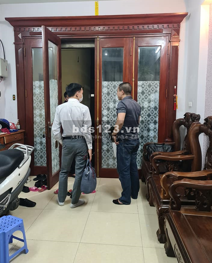 Bán Nhà 43 Cổ Nhuế, Bắc Từ Liêm, Ôtô Vào Nhà, Ngõ Thông 45m2, 4.2 tỷ. T.Phương: 0941111357