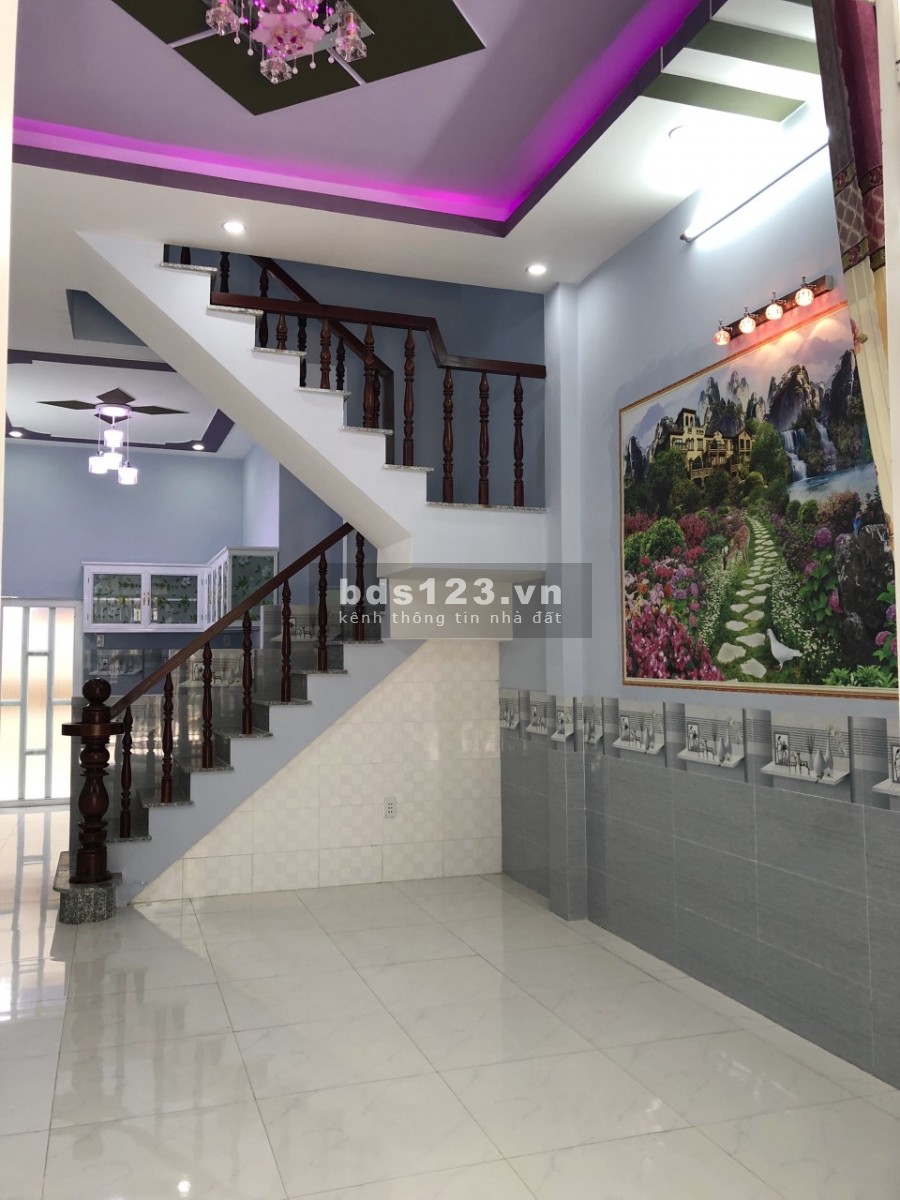 Bán gấp căn nhà 1 Trệt 1 Lầu 2PN Lê Văn Khương q12. SHCC