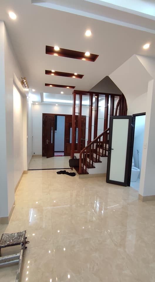 NHÀ MỚI DƯƠNG QUẢNG HÀM 40M2 X 5 TẦNG CHỦ CẦN BÁN GẤP