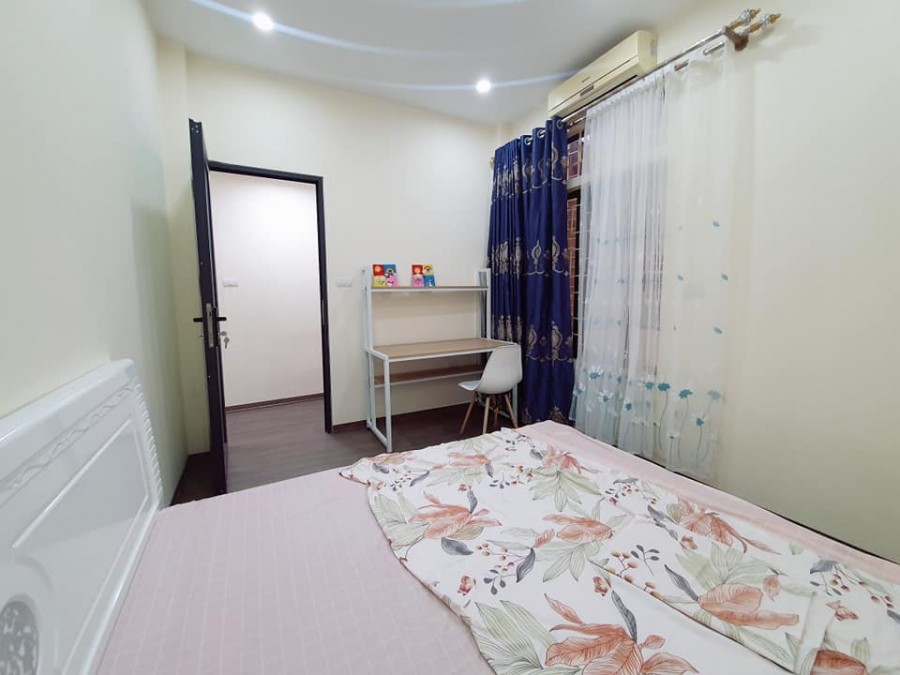 2.25 tỷ có nhà phố Nhân Hòa 27m 4T MT 4m gần phố nhà đẹp ở ngay LH 0966663925