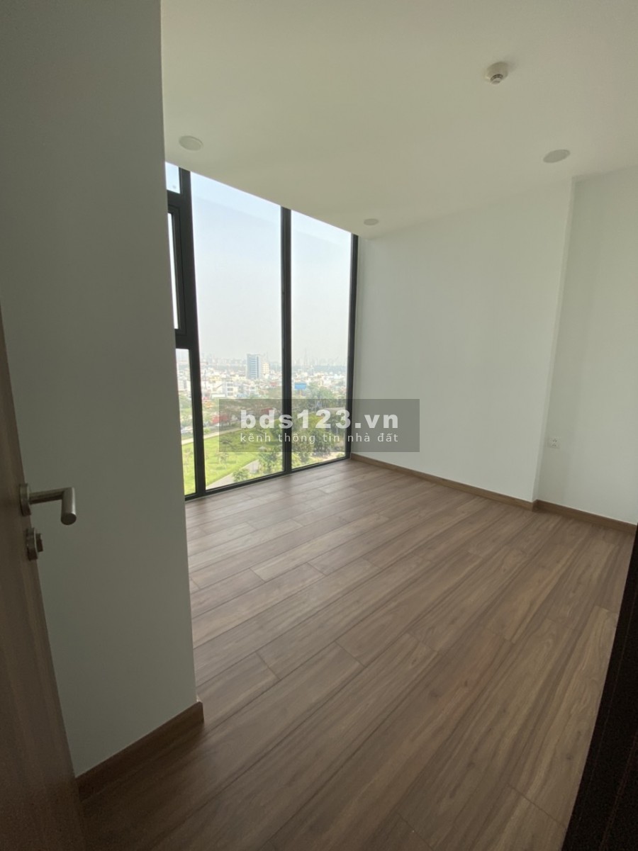 Cần bán gấp Eco Green 2PN 65m2 tầng cao view thoáng giá 3.29 tỷ bao phí. O9O2993511