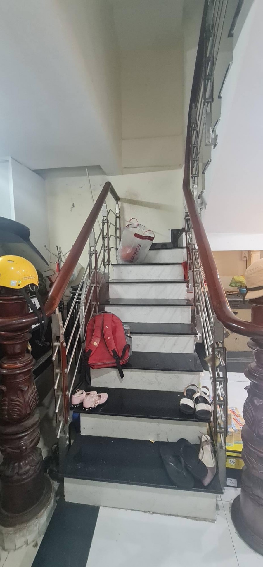 Bán Nhà Sát Mặt Tiền Đường Yên Thế, Tân Bình 4 Tầng 60m Chỉ 10.5 Tỷ