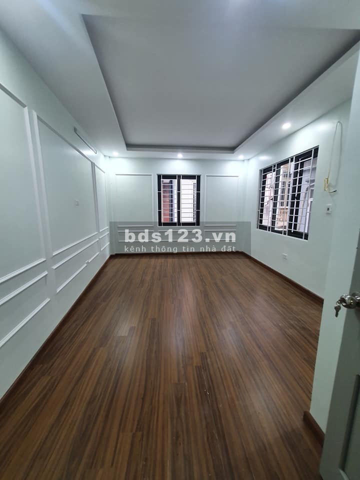 BÁN NHÀ CHÙA LÁNG, QUẬN ĐỐNG ĐA. DT: 40M, GIÁ 4 TỶ.