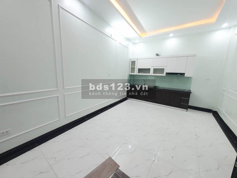 BÁN NHÀ CHÙA LÁNG, QUẬN ĐỐNG ĐA. DT: 40M, GIÁ 4 TỶ.