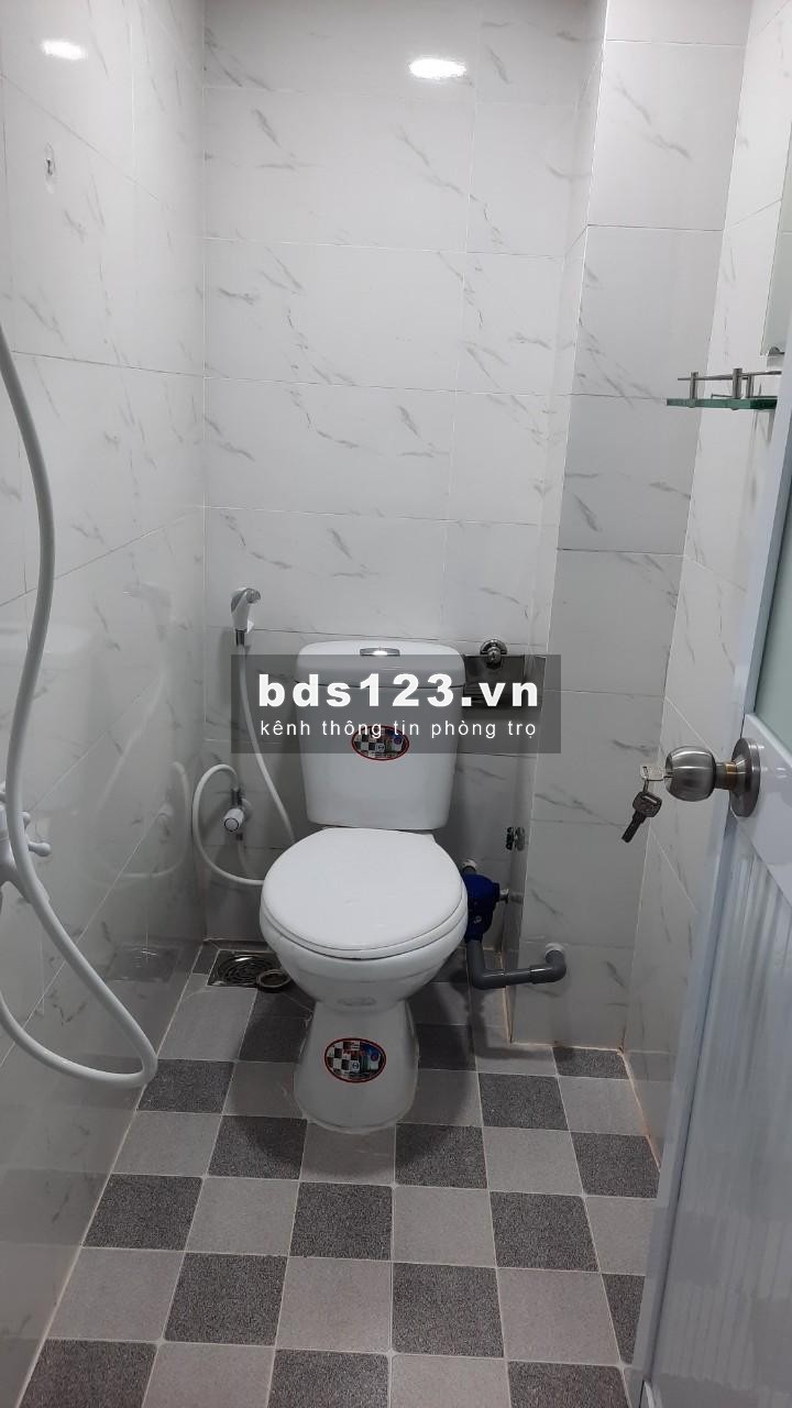 Phòng trọ cho thuê có gác giá rẻ đường số 18, phường 8 quận gò vấp 30m2