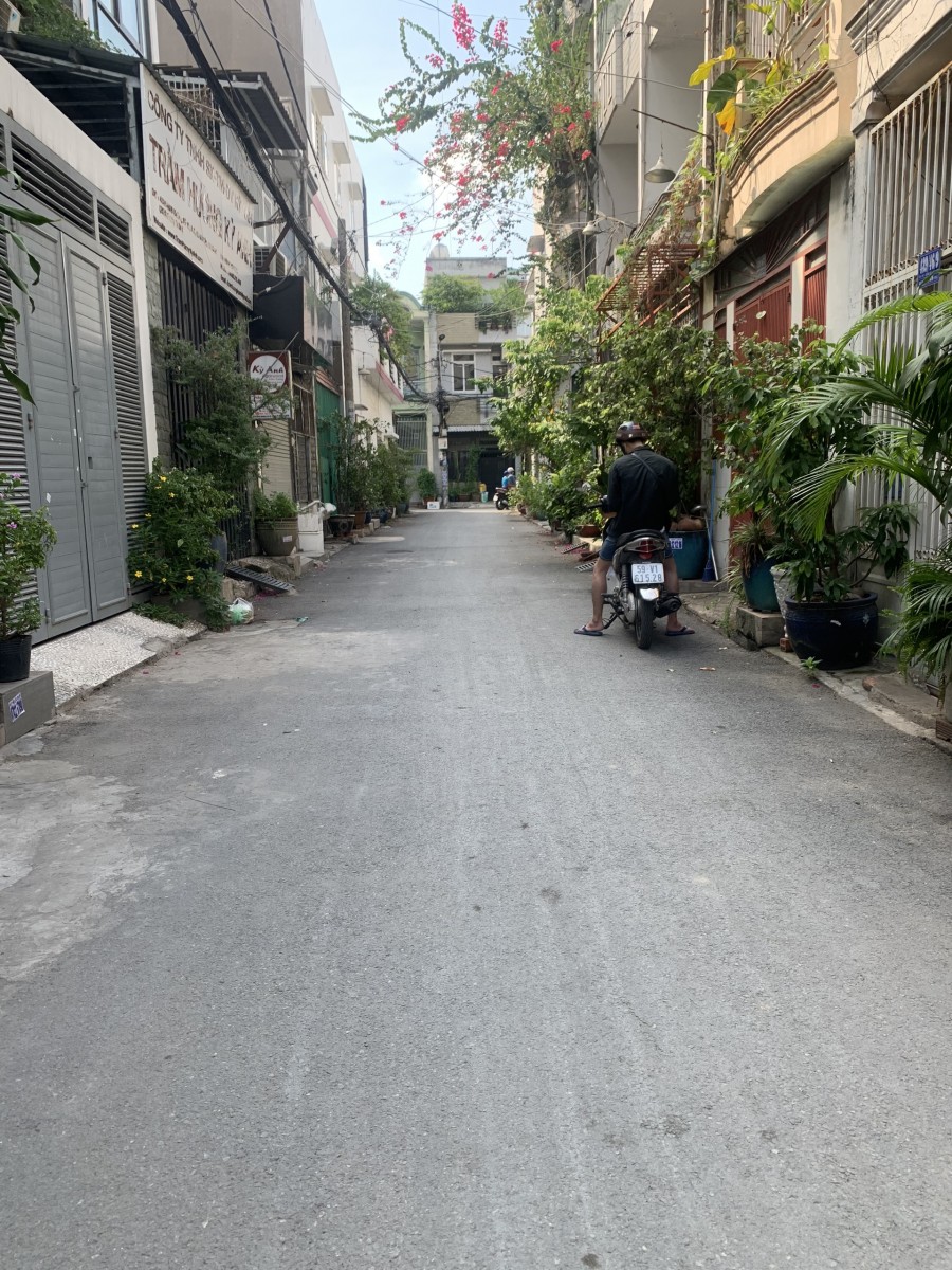 Bán Nhà đẹp, vị trí đẹp, chủ bán gấp.bán nhanh trong 2 tuần. Nhanh nhanh liên hệ ngay