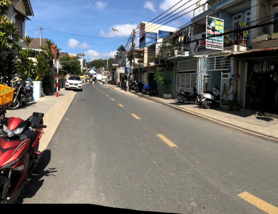 Bán đất mặt tiền Nguyễn Trung Trực, Đà Lạt (giá tốt)