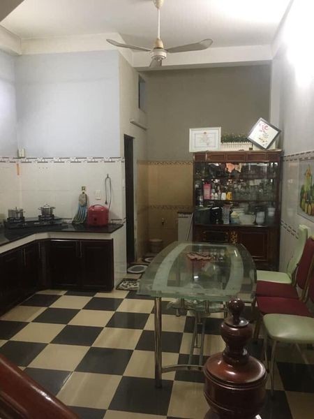 Bán nhà MT Hoàng Sa. P. 5, quận Tân Bình