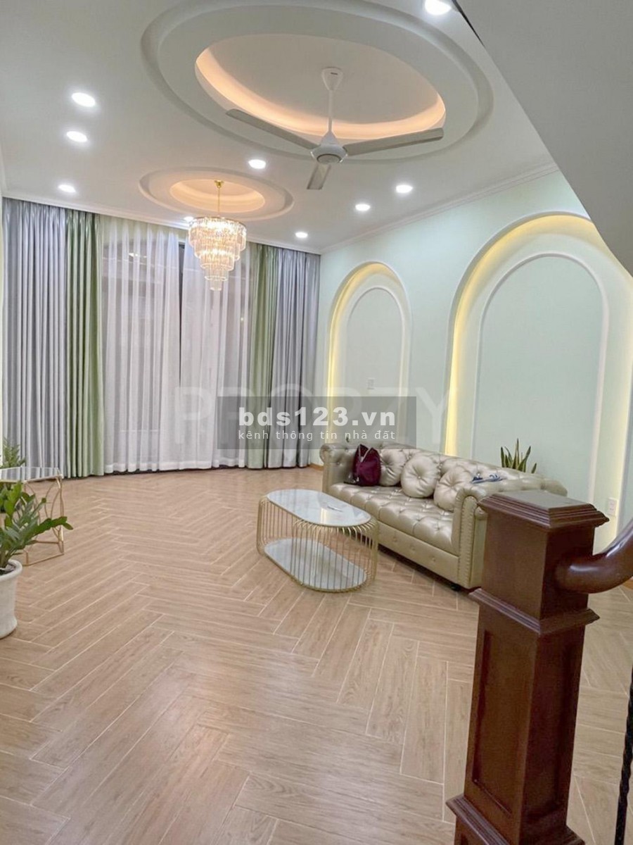 Cho thuê nhà nguyên căn, MT kinh doanh, P.2, Tân Bình Cho thuê hợp đồng dài hạn