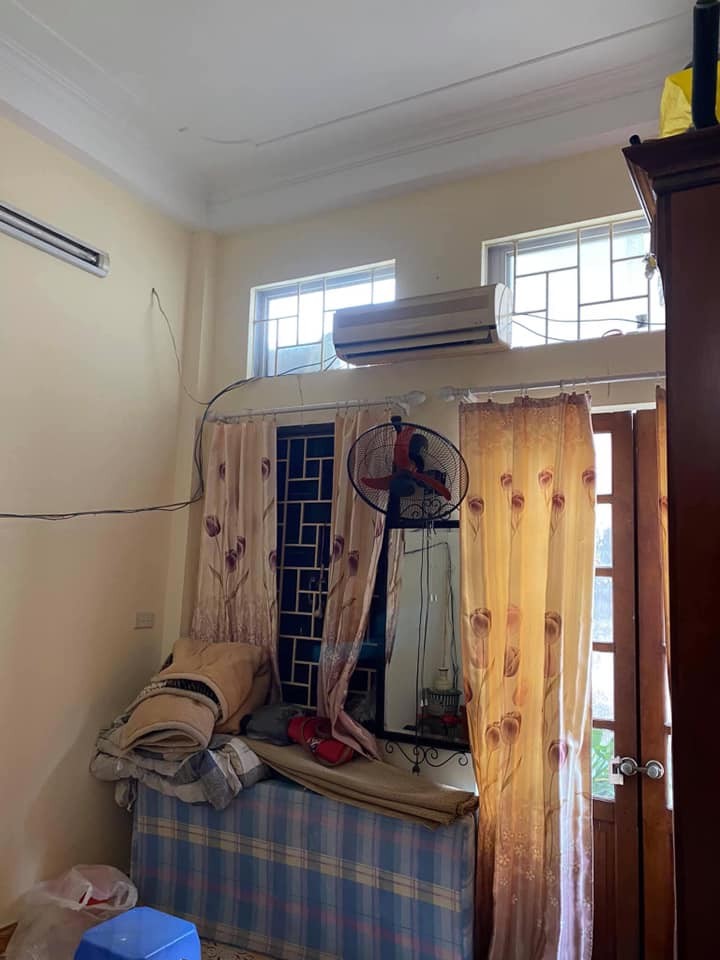 Bán nhà Kim Giang, Hoàng Mai HN, DT: 40m2*4 tầng, Giá 2,35 tỷ. LH: Thanh 0977686830