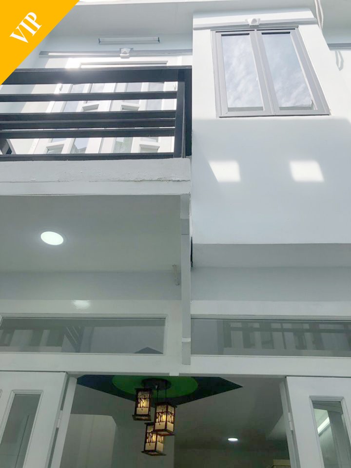 Vào ở ngay 3 tầng 2 phòng ngủ - 32m2 - 4,5 tỷ - Quận 10