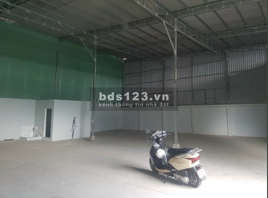 Cho thuê xưởng tại Thạnh Lộc 15, Q12, 240m2 giá 16tr/tháng