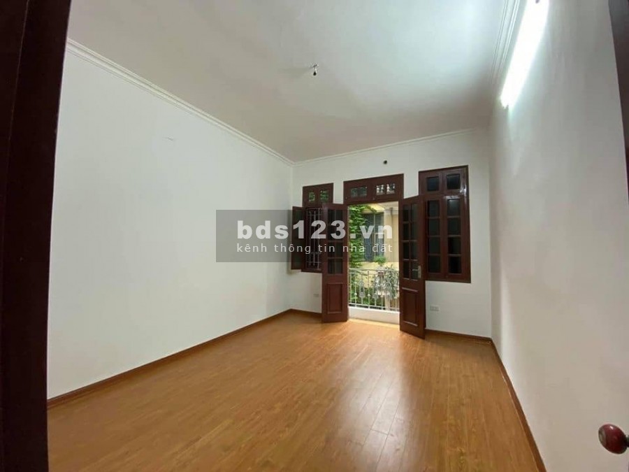 Bán nhà riêng Lê Trọng Tấn , Thanh Xuân, Hà Nội, 35m2 x 4 tầng, giá 5.3 tỷ.