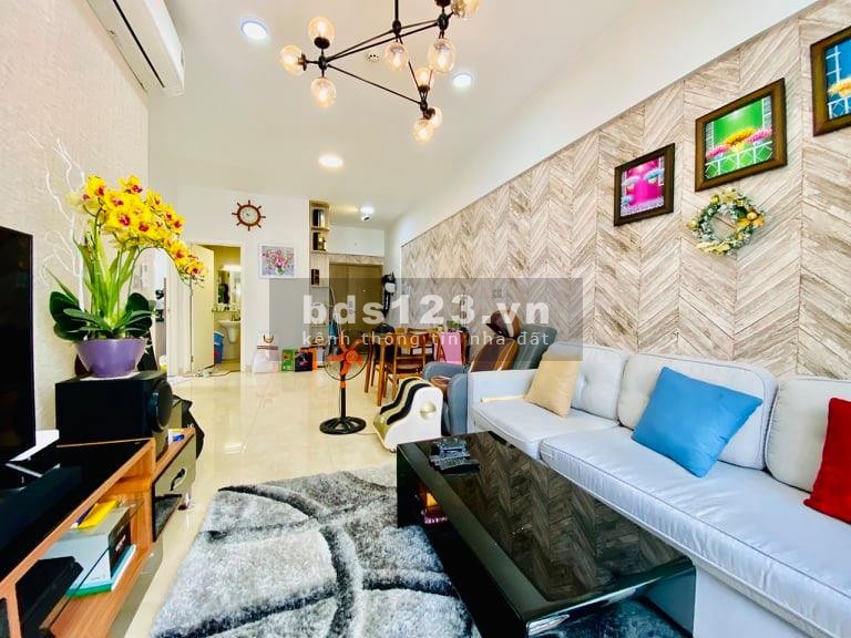 Bán gấp CH LUXCITY giá 2,490 . Vị trí đường Huỳnh Tấn Phát Q.7. LH 0903337176