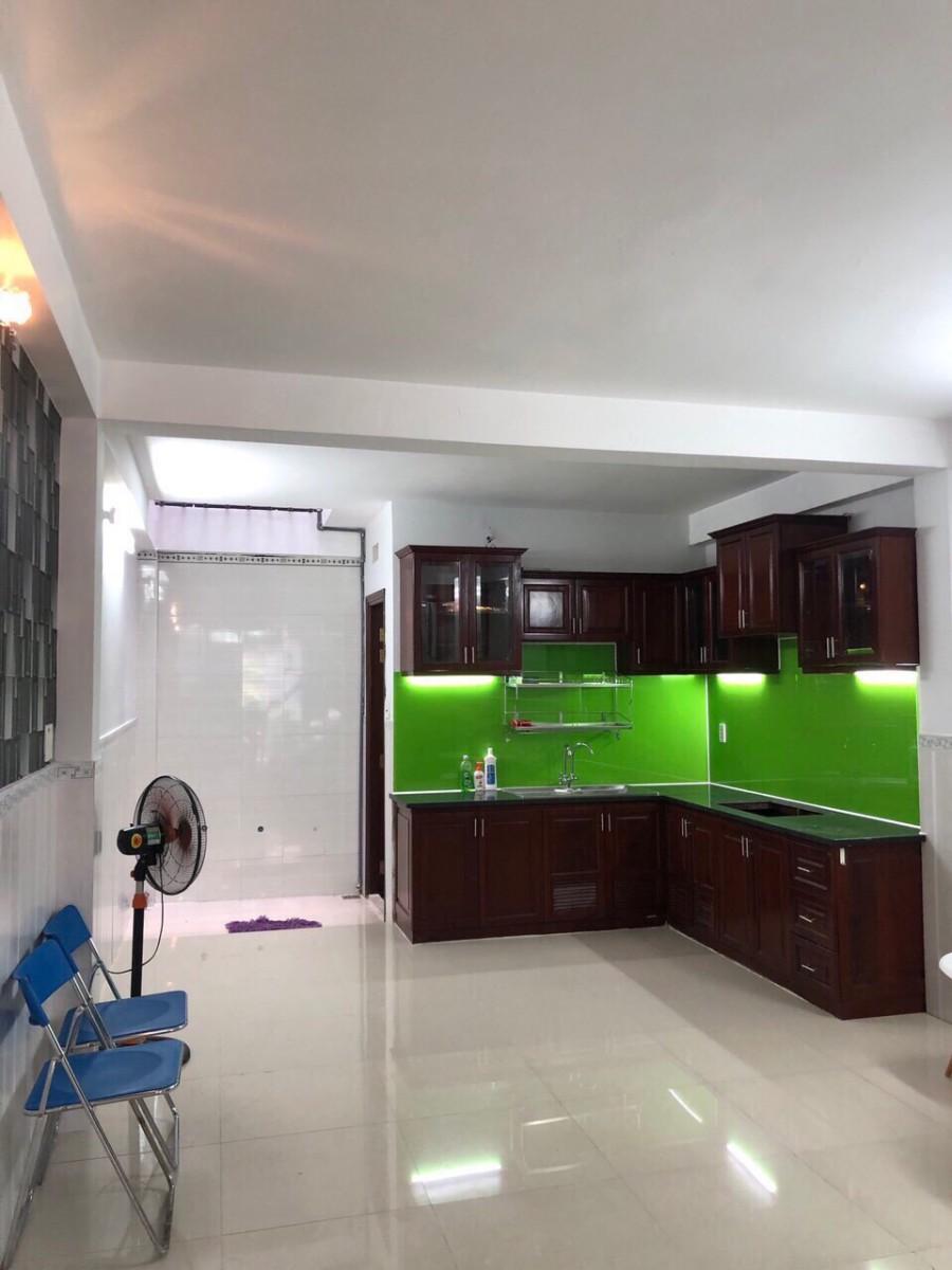Nhà Đẹp Bán Gấp Giá Rẻ Nở Hậu, hẻm nhựa 6m, 64m2, Đang cho thuê 11tr/ tháng, 6.7 Tỷ.