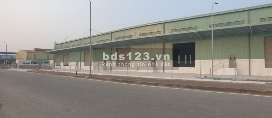 Chính chủ cho thuê MBKD, Văn Phòng DT 500m2, 1000m2 giá 139.900đ/tháng tại 52 Lĩnh Nam, Hà Nội. LH. 0866683628