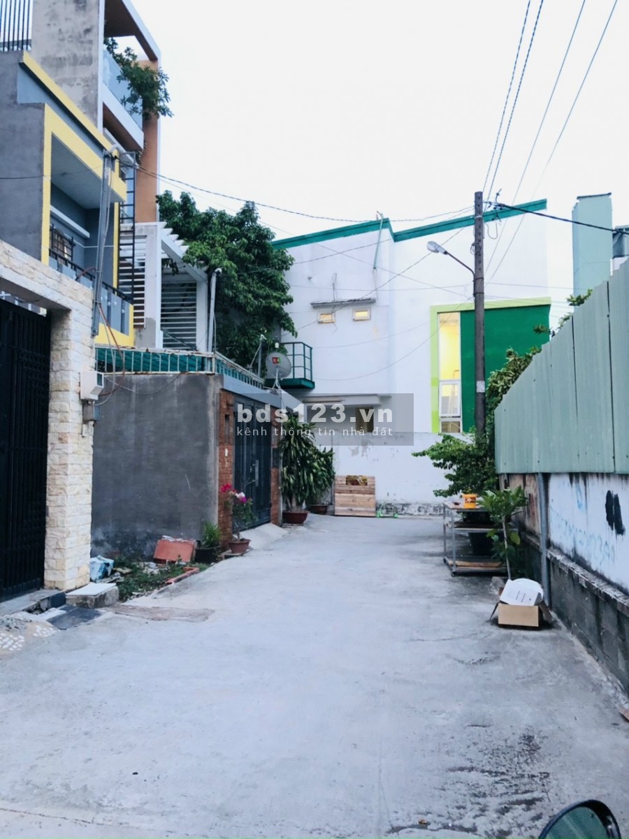 Bán đất sát Phạm Văn Đồng, phường Linh Đông, 112m2 hiện hữu (5 x 22) HXH 6m