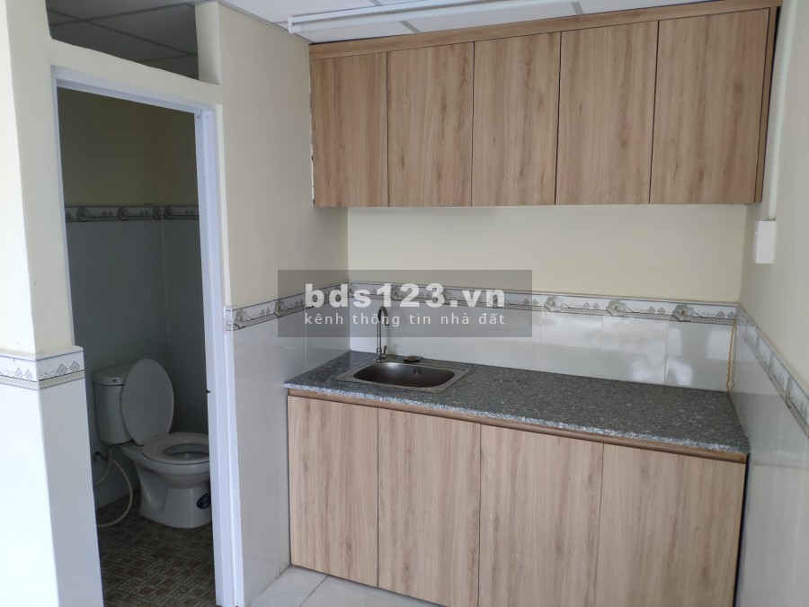 Cần bán căn nhà mới xây Đường Nguyễn Bình giá rẻ