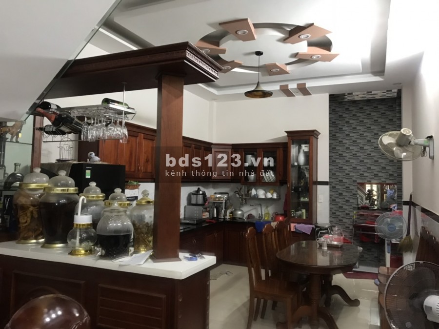 Bán nhà 1 trệt 2 lầu đường Ngô Chí Quốc phường Bình Chiểu TP. Thủ Đức DT: 85m2