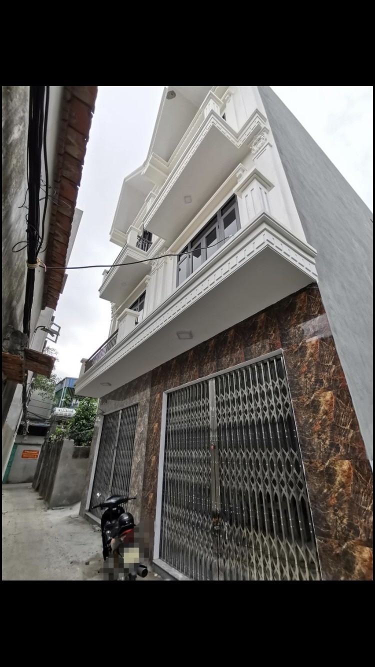 Bán nhà ngõ Giải Phóng 3 tầng xây mơi