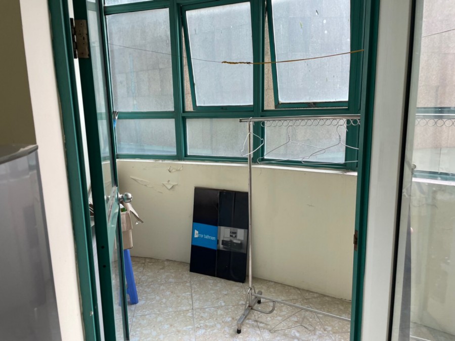 Chính chủ bán căn hộ chung cư tại 671 Hoàng Hoa Thám, Ba Đình, DT 75m2 Giá 2.4 tỷ LH 0984290999