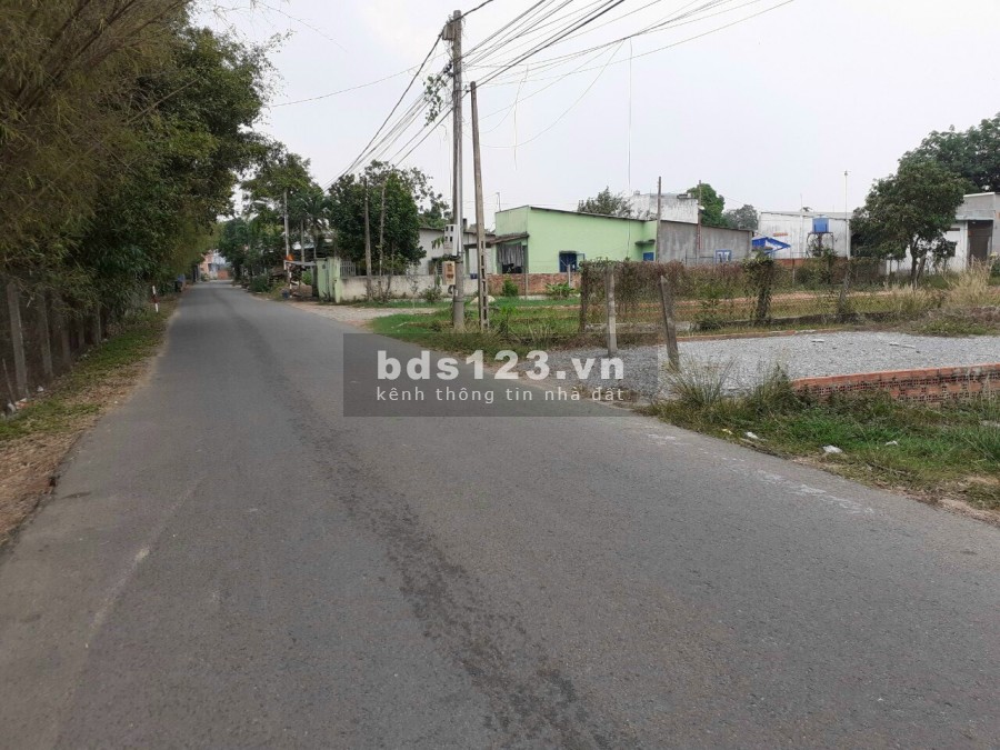 Cần Bán Vài Lô Đất Khu Vực Đồng Tiến Diện Tích Hơn 1000m2/500tr