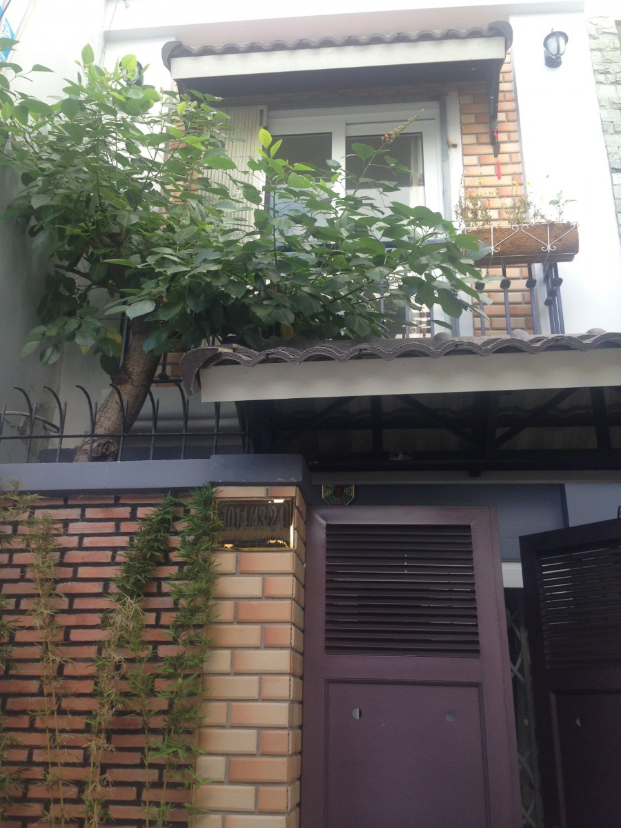 Chính Chủ Cần Tiền Gấp Gửi Bán Nhà Quận Tân Bình Hẻm Lớn Giá Rẻ