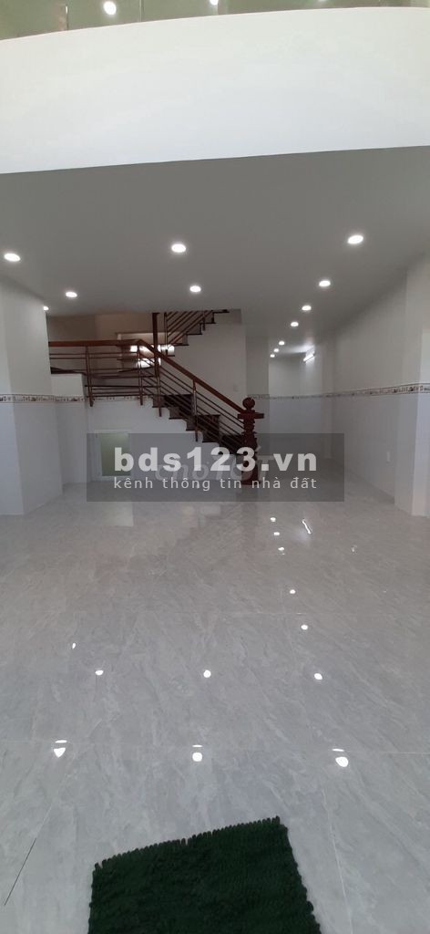Nhà nguyên căn đường Phạm Văn Chiêu, 5 x14m, 1tr 1 lửng 2 lầu ST, 5p