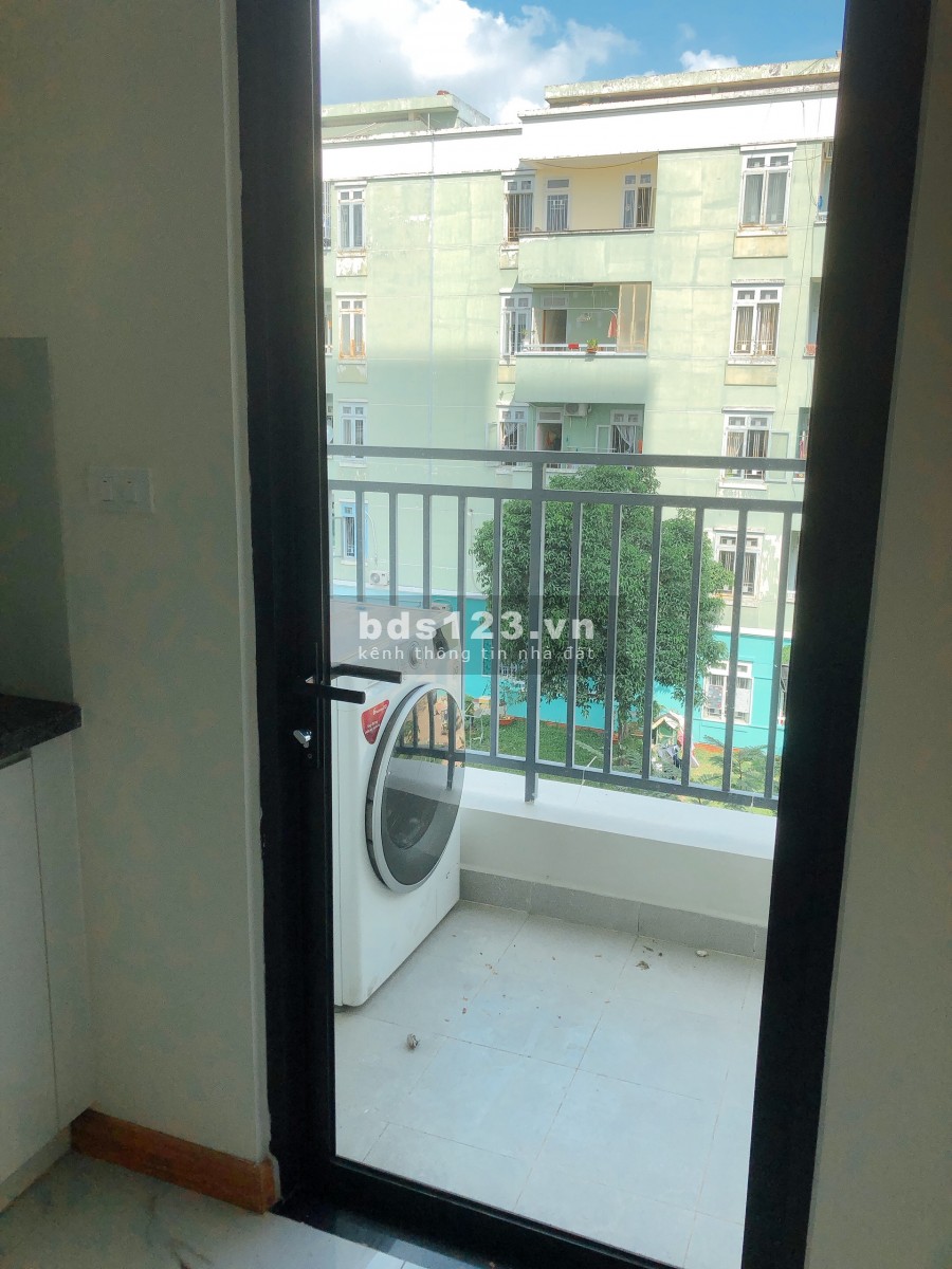 Cần tiền bán gấp căn hộ mới 100%. chưa dọn vào ở.đã full nội thất
