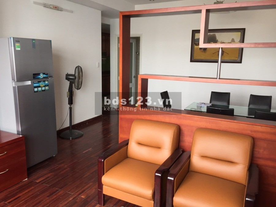 Cần cho thuê gấp Căn Hộ Screc tower Quận 3 .