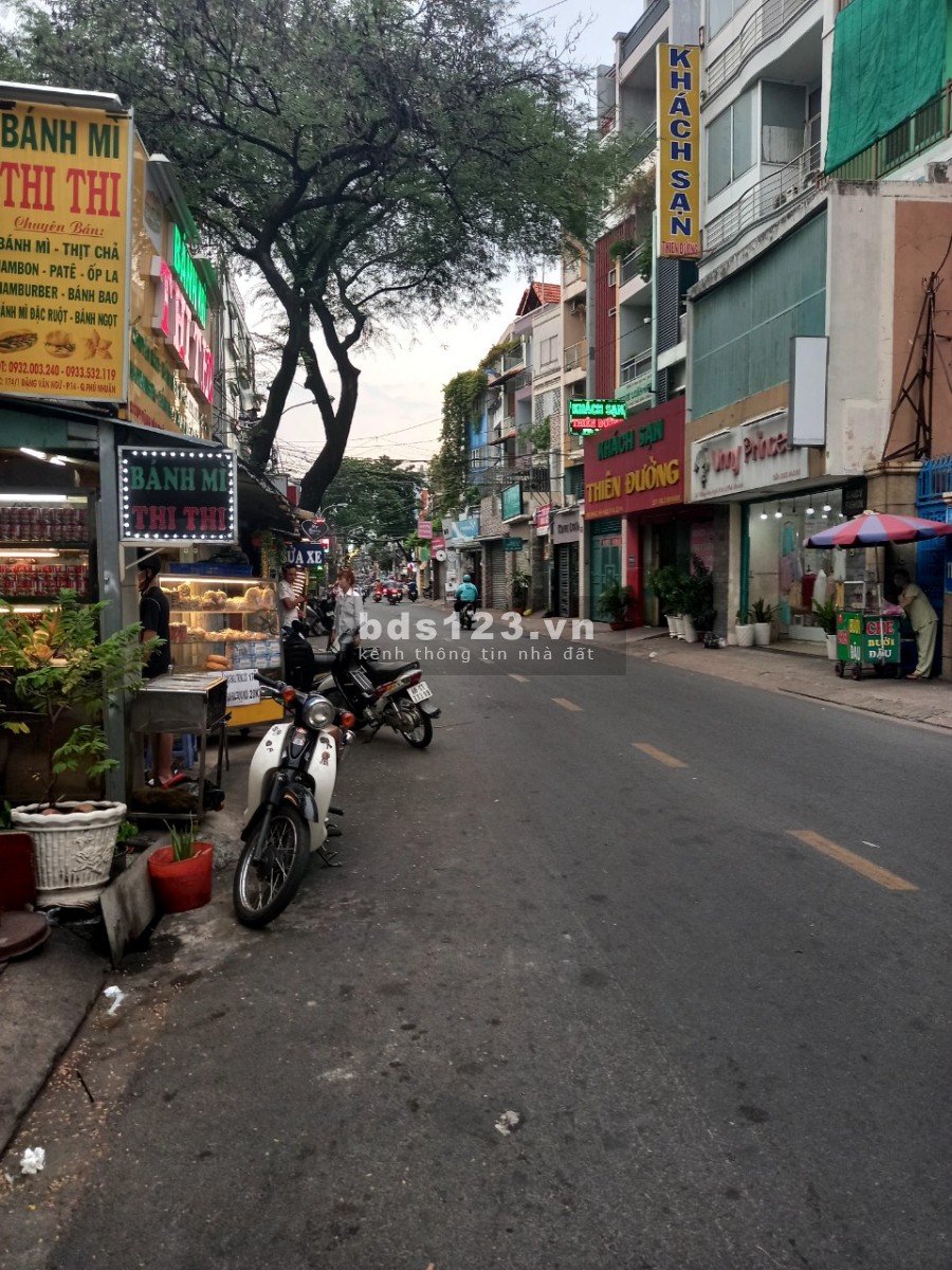Chính chủ cần Bán Gấp nhà mặt tiền đường Đặng Văn Ngữ, phường 14, Quận Phú Nhuận