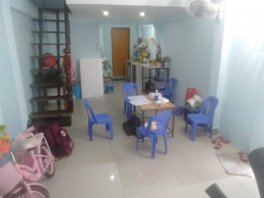 Hẻm xe hơi con Ngang 3,5M 2T BTCT Lạc Long Quân Q, Tân Bình