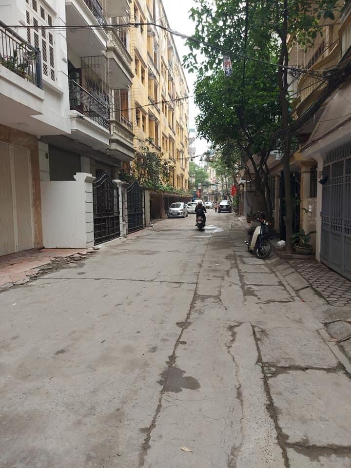 Bán Nhà Lê Trọng Tấn Thanh Xuân Phân Lô Gara Vị Trí Vàng Ở Sướng 60m2*5T Chỉ 9.7 Tỷ 0835967888