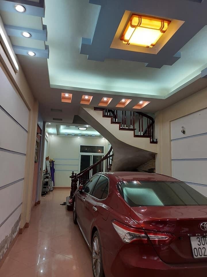 Bán Nhà Lê Trọng Tấn Thanh Xuân Phân Lô Gara Vị Trí Vàng Ở Sướng 60m2*5T Chỉ 9.7 Tỷ 0835967888