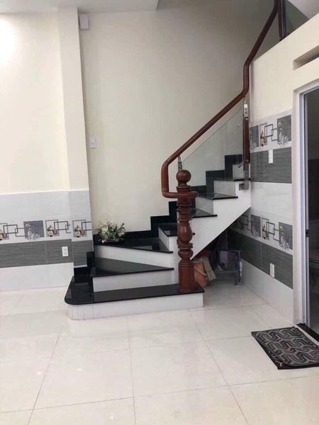 Bán nhà 2L MT Võ Thành Trang, P. 11, Tân Bình, DT: 4*16m, giá 10.5 tỷ TL