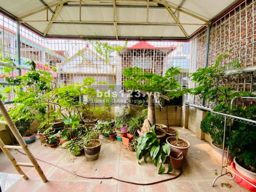 Biệt thự mini 100m 2 mặt thoáng nội thất tiền tỷ phố Trần Thái Tông chỉ 14 tỷ