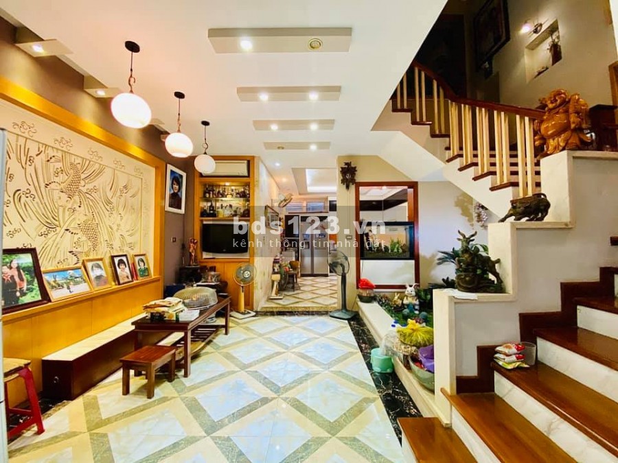 Biệt thự mini 100m 2 mặt thoáng nội thất tiền tỷ phố Trần Thái Tông chỉ 14 tỷ
