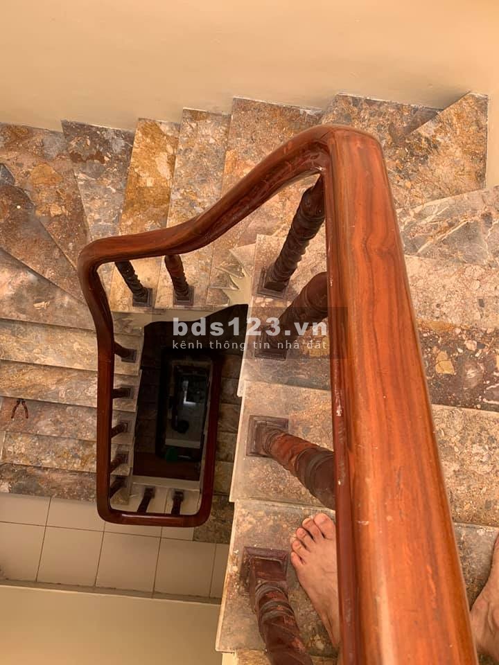 BÁN NHÀ ĐƯỜNG LĨNH NAM VỪA XINH HỢP TÚI TIỀN