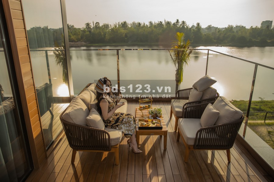 Bán nhà biệt thự 2 mặt tiền, View Sông Cổ cò, Núi Non Nước ,Gần Biển