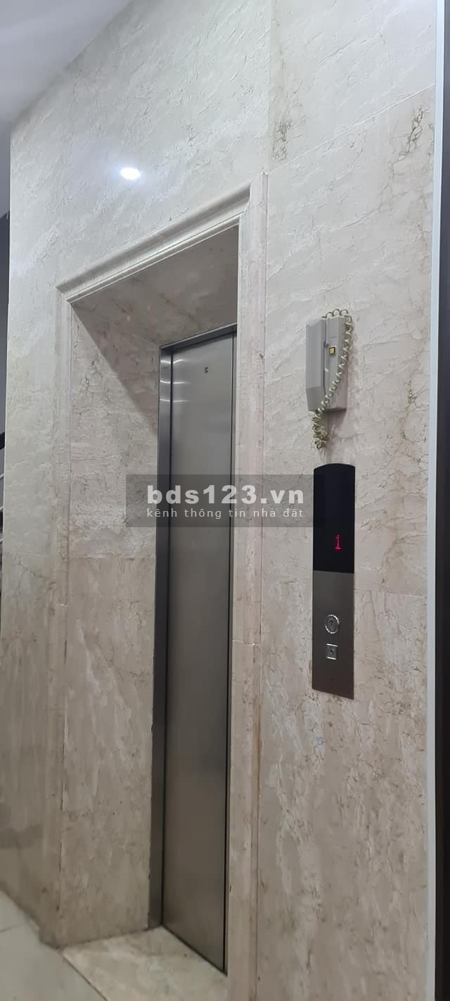 Bán nhà 7 tầng mới xây Xuân La, Tây Hồ lô góc MT 9.5m, DT 108m2 giá 22 tỷ lh 0968990560