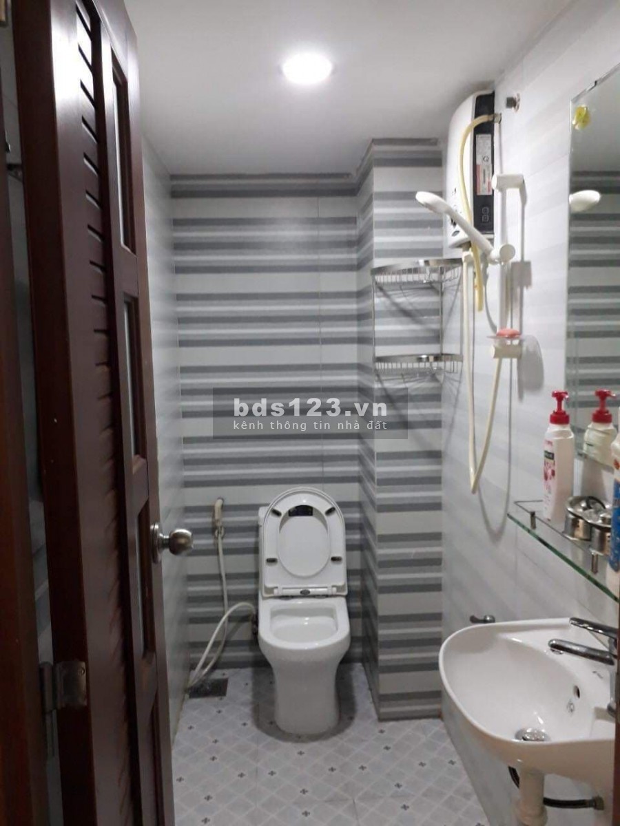Nhà Siêu Đẹp, Rẻ, DT: 33m2, Nằm Ở TT Lạc Long Quân, P.10, Tân Bình, Chỉ 3.6 Tỷ, MMG
