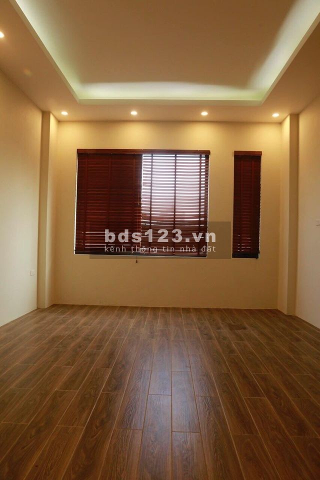 Nhà đẹp hơn Sunny, ngõ nông, Gần Phố DT48m 4.35 tỷ