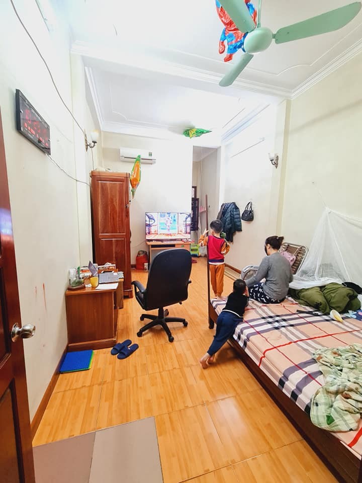 Bán Nhà 3 Tầng Vương Thừa Vũ, Thanh Xuân, DT 52m2, Ngõ Thông, Ô Tô Đỗ Cửa, Kinh Doanh