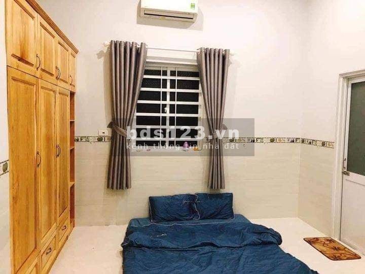 Cần bán nhà 6 tầng mặt ngõ Trương Định, ô tô đỗ cửa