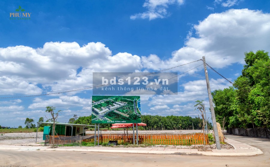 Kẹt tiền Gia đình tôi cần bán gấp lô đất ngay trung tâm phú mỹ, giá chỉ 890 triệu/nền 125m2